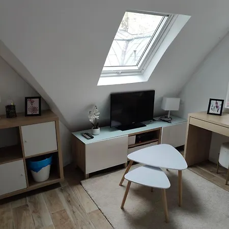 Saint Lazare Apartamento *